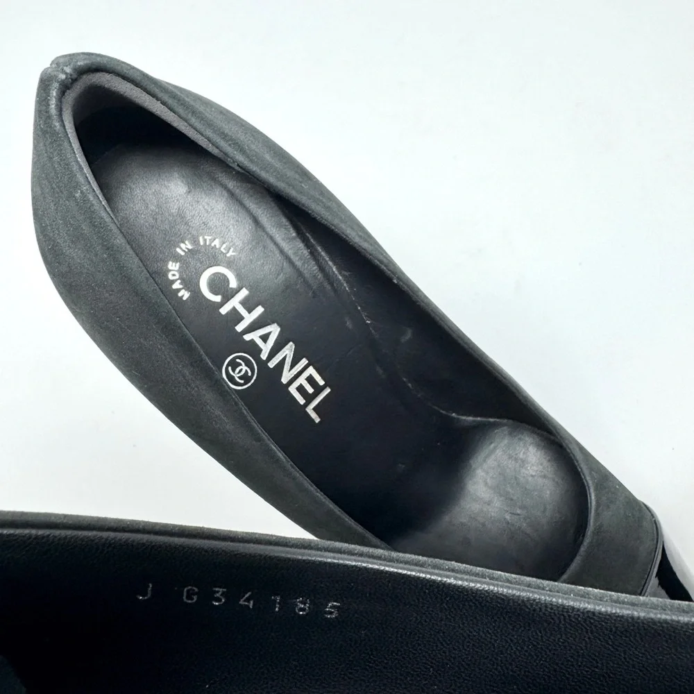 CHANEL step into
